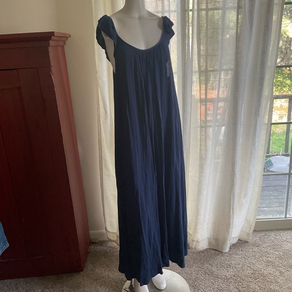 LOFT Dresses & Skirts - Ann Taylor Loft Navy Maxi Dress L